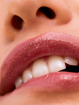 Balmy Gloss Tinted Lip Oil - ILIA Beauty Nederland 